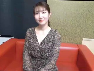 [本土精选!] 音乐女老师的性爱日记! 淫叫的声音富含情感 :「下面好痒~」